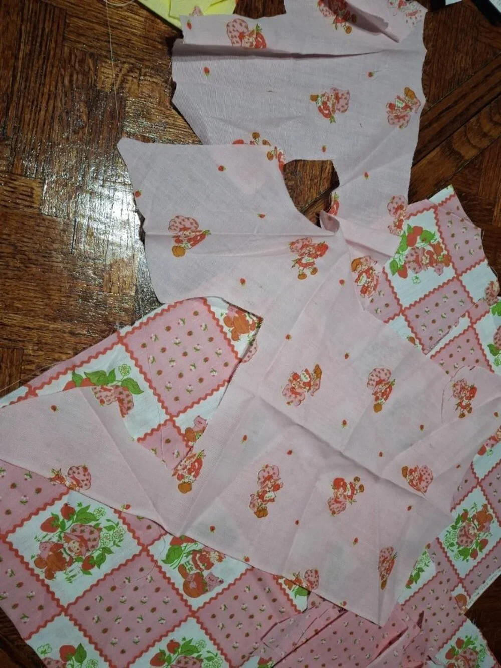 Vtg Strawberry Shortcake Cotton Fabric -Scraps-Pink Yellow White -